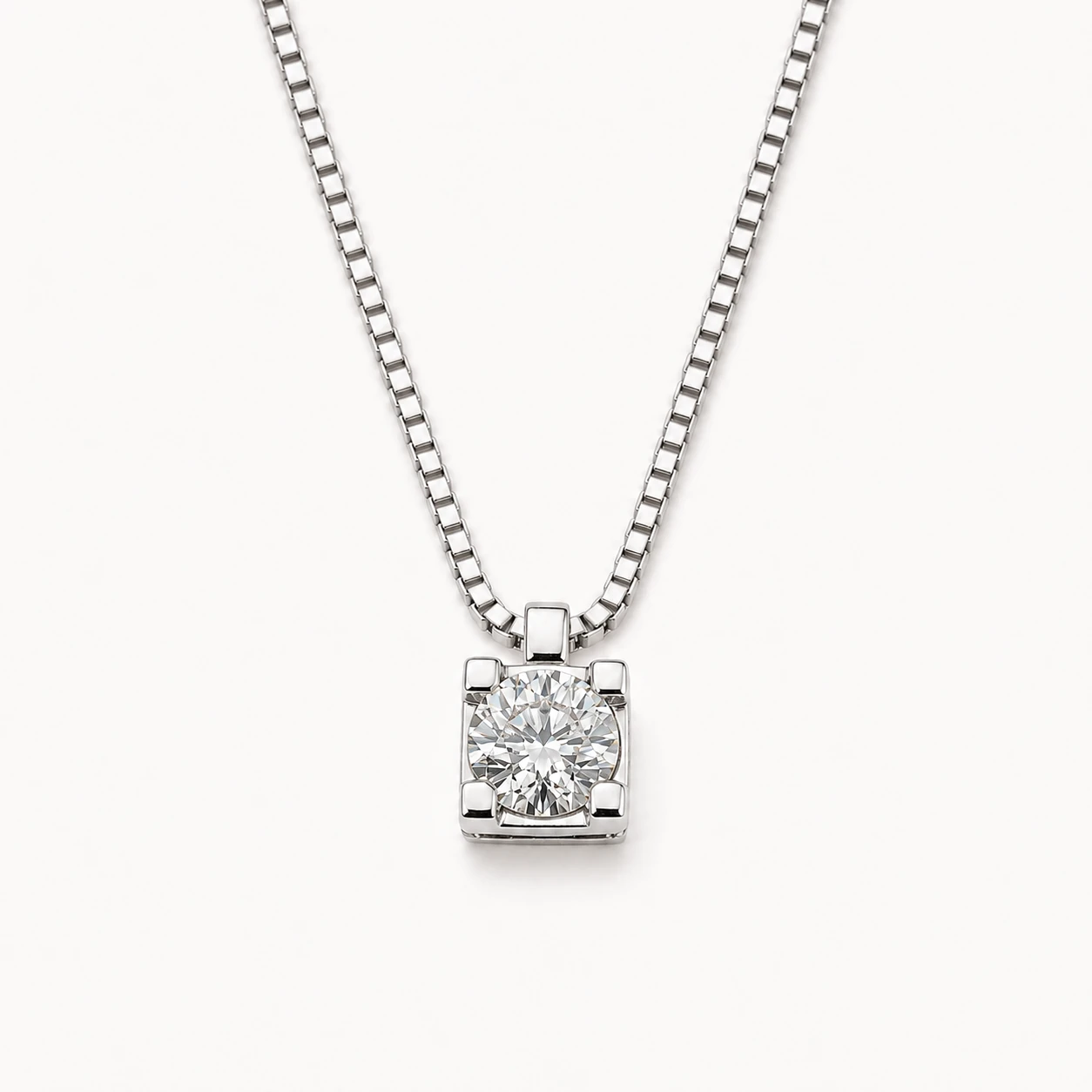Pendente Elegance con diamante